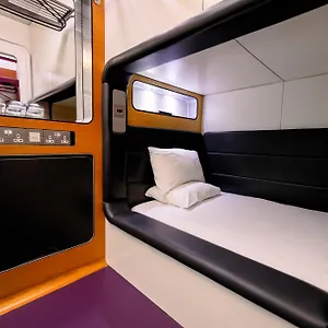 Yotelair London Gatwick Airport Hotel cápsula